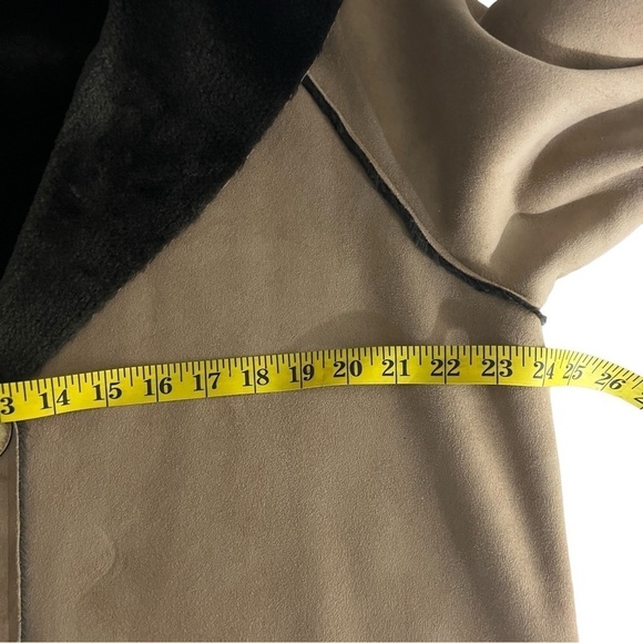 J.Jill Faux Suede Coat Women's Size Large Faux Fur Collar and Cuff Trim Tan - Picture 11 of 11